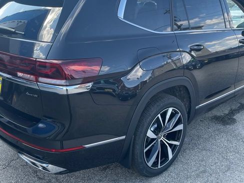 New 2026 Volkswagen Atlas SEL Premium R-Line AWD/4WD image 17