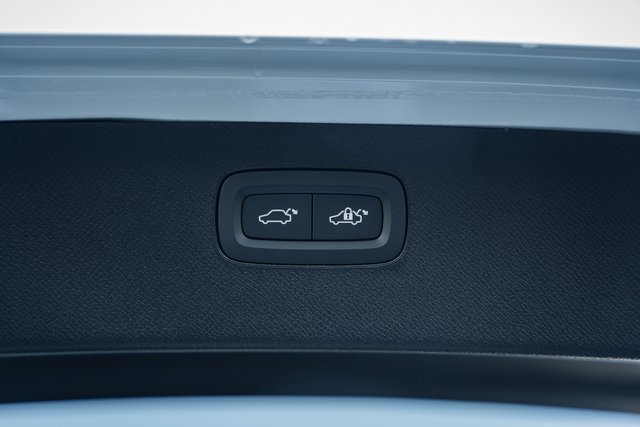 New 2026 Volvo XC90 B6 Plus AWD/4WD image 11