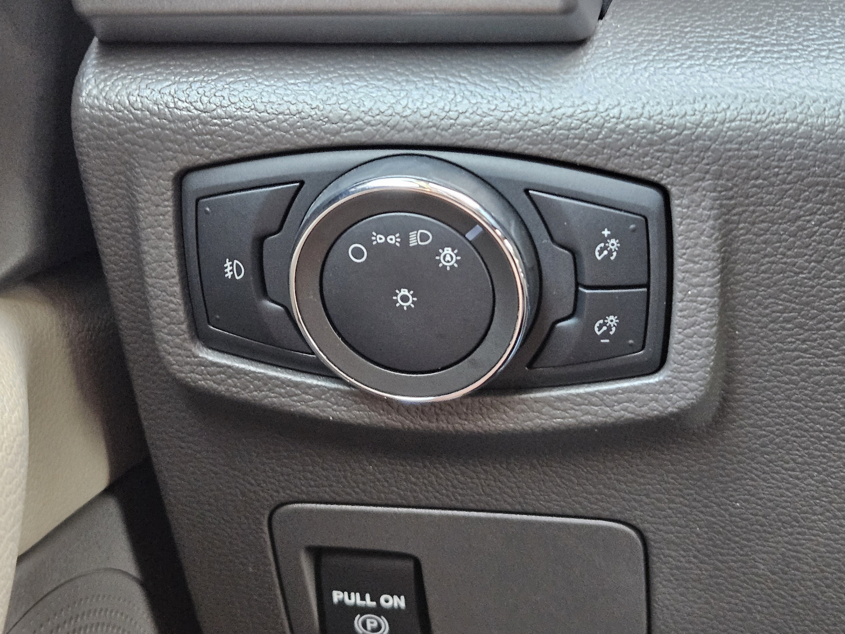 Used 2020 Ford Expedition XLT RWD image 20