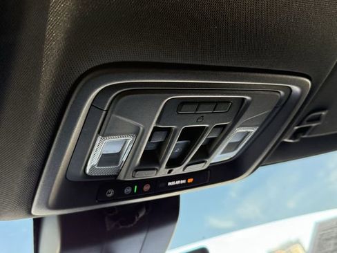 Used 2022 GMC Sierra 1500 AT4 w/ AT4 Premium Package image 26