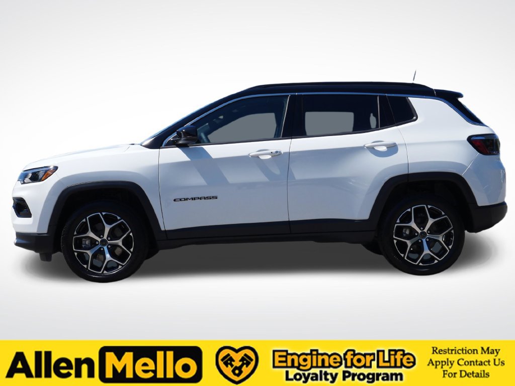 Used 2026 Jeep Compass Limited AWD/4WD image 3