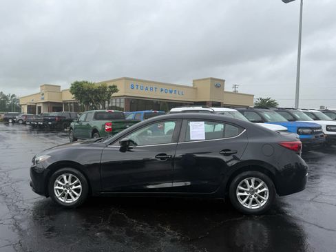 Used 2016 MAZDA MAZDA3 i Touring w/ Popular Equipment Package FWD image 24