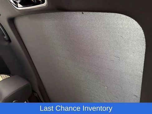 Used 2025 Land Rover Range Rover Velar Dynamic SE AWD/4WD image 25