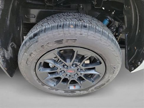 Used 2025 Toyota Tundra Limited w/ TRD Off-Road Package AWD/4WD image 11