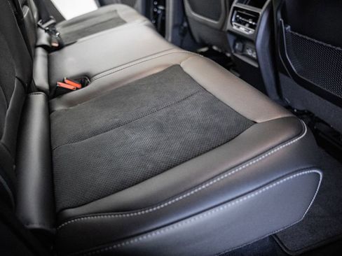 New 2025 Jeep Grand Cherokee image 30