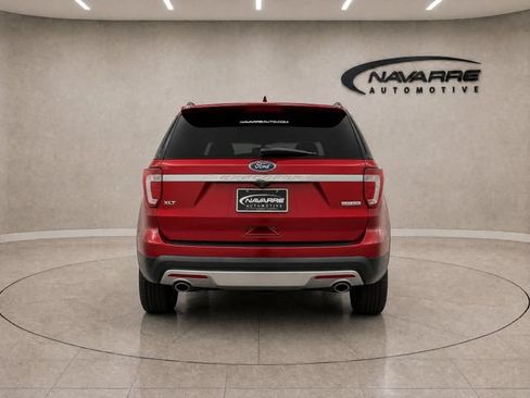 Used 2016 Ford Explorer XLT w/ Equipment Group 202A FWD image 6