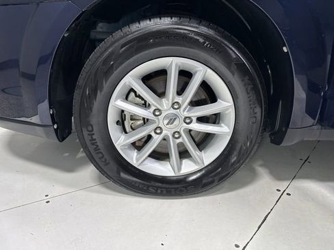 Used 2018 Dodge Journey SXT w/ Safe & Sound Group FWD image 4