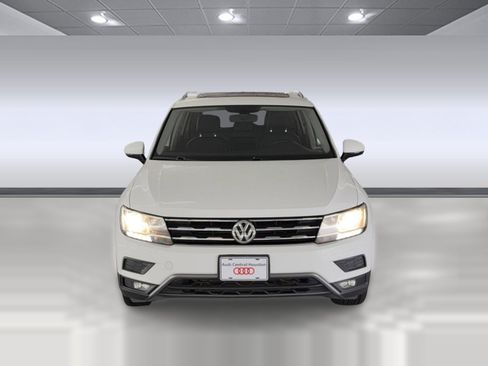 Used 2018 Volkswagen Tiguan SEL FWD image 6