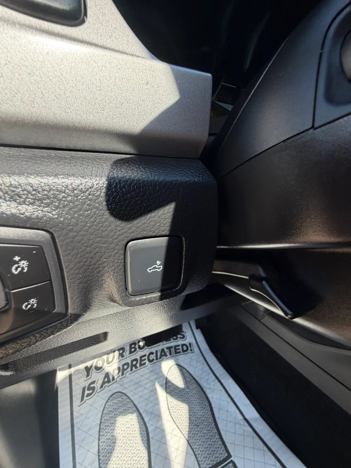 Used 2023 Ford Ranger XLT w/ Equipment Group 302A High AWD/4WD image 50