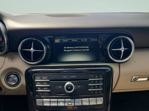 Used 2019 Mercedes-Benz SLC 300 image 19