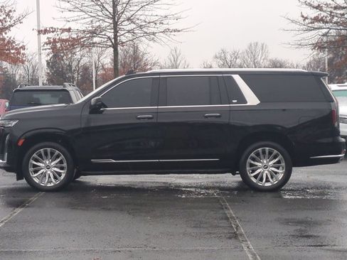 Used 2024 Cadillac Escalade ESV Premium Luxury w/ LPO, Floor Liner Package image 9