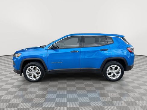 Used 2024 Jeep Compass Sport AWD/4WD image 7