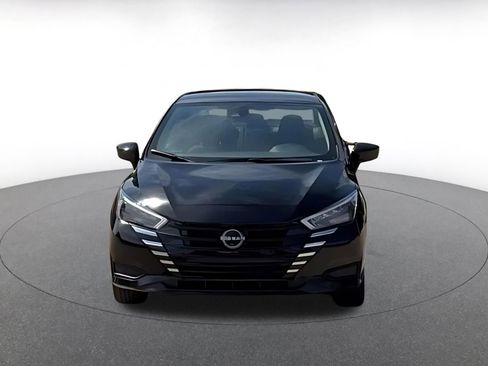 Used 2025 Nissan Versa SV FWD image 4