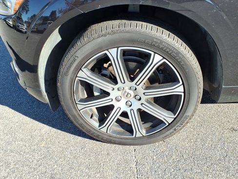 Used 2021 Volvo XC60 T5 Inscription w/ Advanced Package image 11