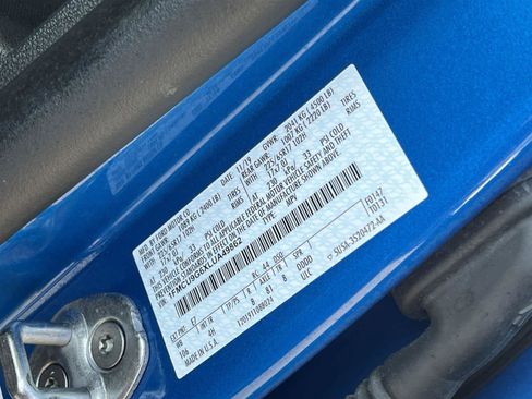 Used 2020 Ford Escape SE image 32