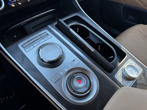 Used 2023 Genesis GV80 2.5T w/ Prestige 20" Package image 29