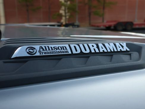 Used 2024 Chevrolet Silverado 2500 LT w/ Z71 Sport Edition image 6