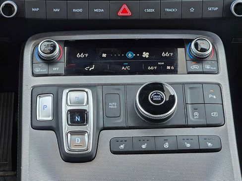 Used 2024 Hyundai Palisade Calligraphy FWD image 29