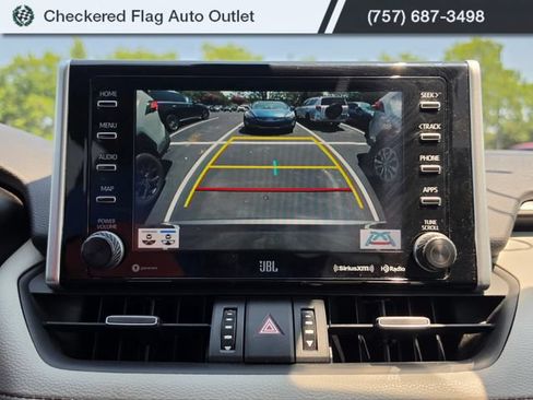 Used 2019 Toyota RAV4 Limited AWD/4WD image 17