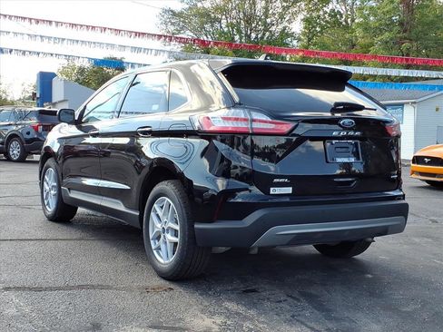 Used 2022 Ford Edge SEL w/ Convenience Package image 14