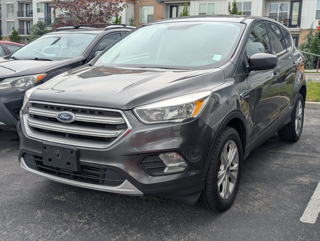 Used 2017 Ford Escape SE AWD/4WD image 4