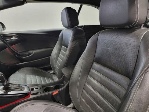 Used 2017 Buick Cascada Premium image 13