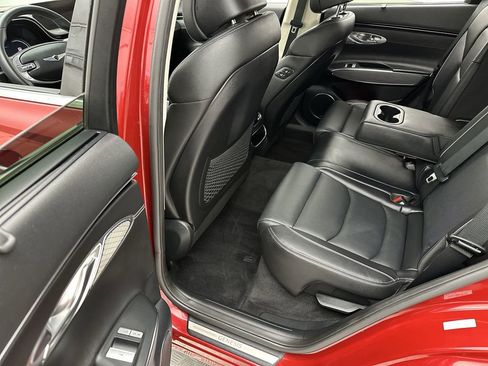 Used 2023 Genesis GV70 2.5T w/ Advanced Package image 23