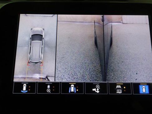 Used 2022 Chevrolet Equinox LT AWD/4WD image 15