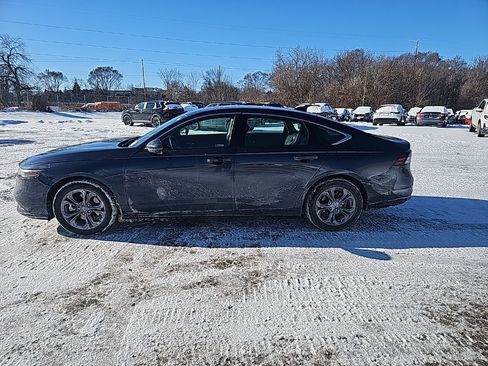 Used 2023 Honda Accord EX-L image 3