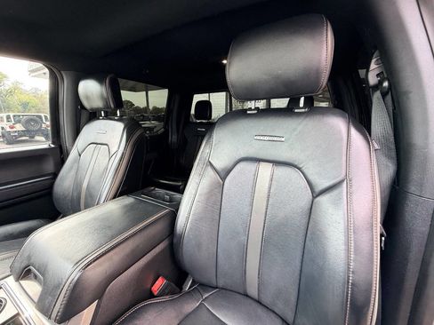 Used 2021 Ford F450 Platinum w/ FX4 Off-Road Package image 33