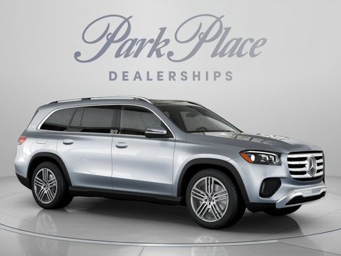 Used 2026 Mercedes-Benz GLS 450 4MATIC image 30
