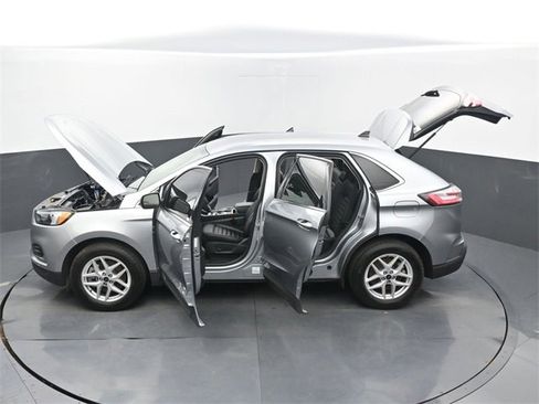 Used 2024 Ford Edge SEL image 70