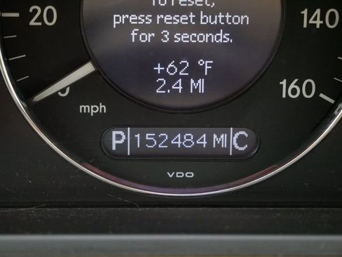 Used 2009 Mercedes-Benz E 350 4MATIC Wagon image 19