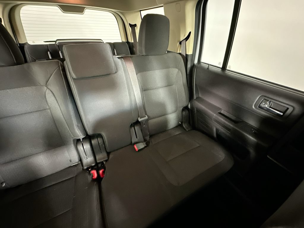 Used 2019 Ford Flex SE FWD image 14