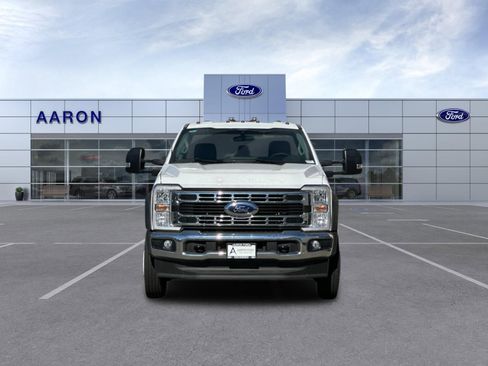 New 2025 Ford F550 4x4 Regular Cab Super Duty w/ XL Chrome Package image 9