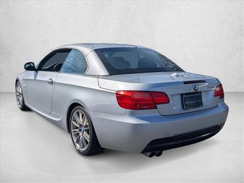 Used 2011 BMW 328i Convertible image 8