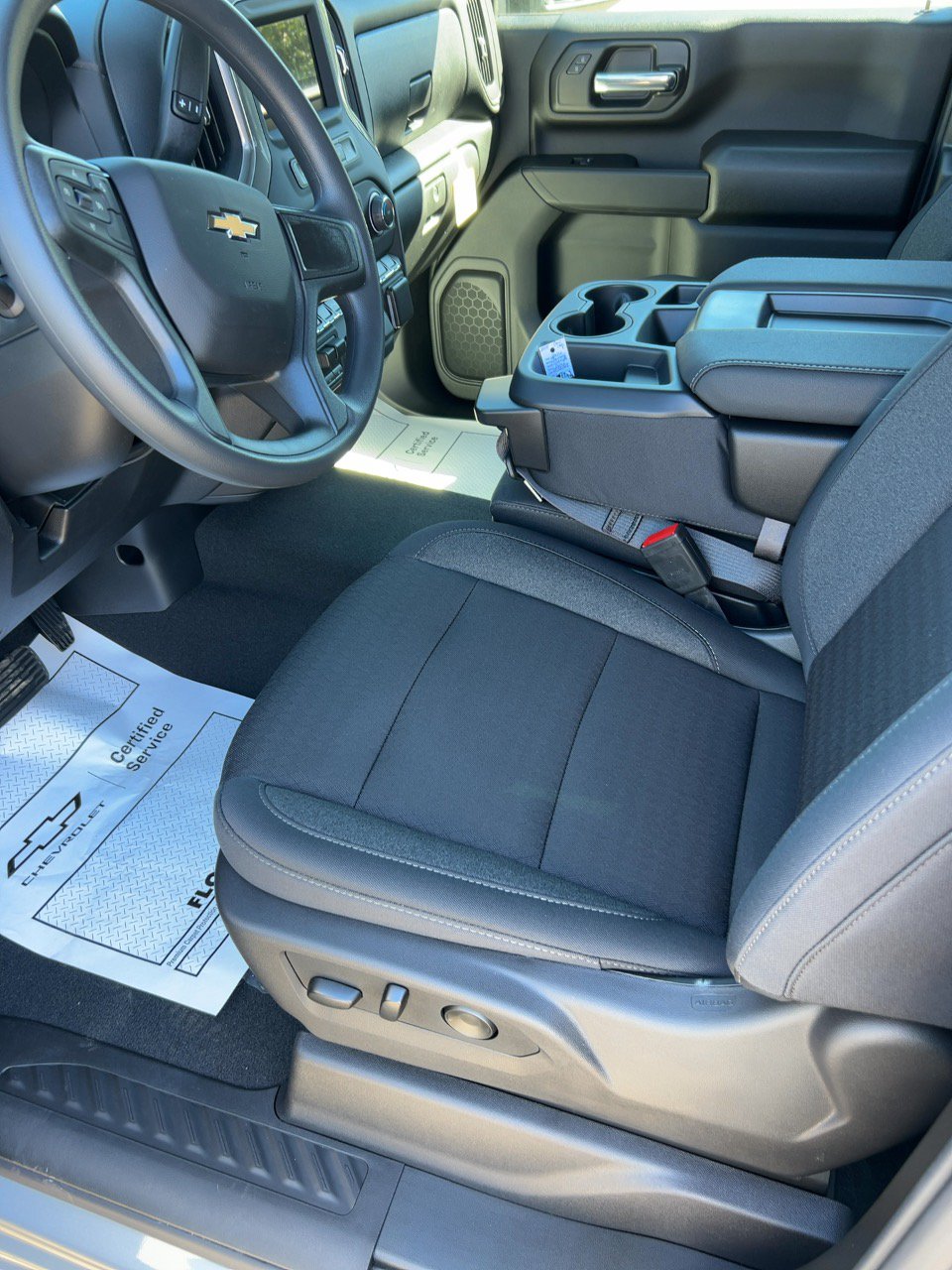 New 2026 Chevrolet Silverado 2500 Custom w/ Custom Value Package AWD/4WD image 7