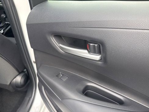 Used 2023 Toyota Corolla SE w/ Carpet Mat Package (TMS) image 26