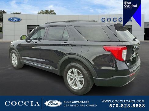 Certified 2022 Ford Explorer XLT w/ Equipment Group 202A image 6