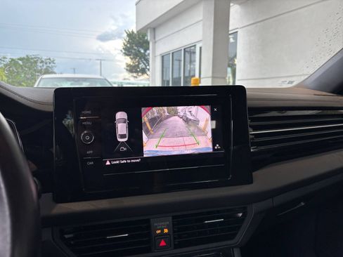 Used 2025 Volkswagen Jetta Sport FWD image 24
