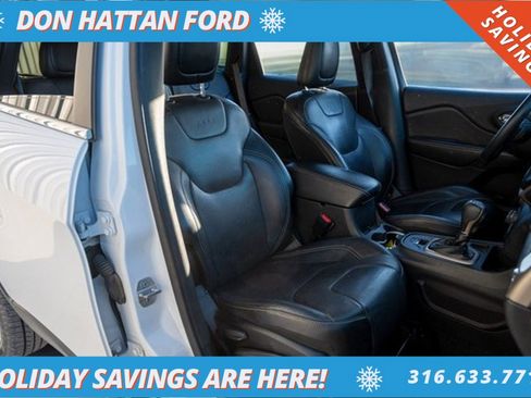 Used 2015 Jeep Cherokee Limited w/ Luxury Group image 24