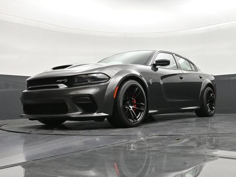 Used 2022 Dodge Charger SRT Hellcat w/ Harman/Kardon Audio Group RWD image 20