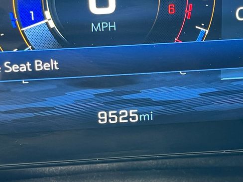 Used 2025 Chevrolet Equinox LT image 40