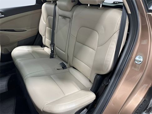 Used 2016 Hyundai Tucson Limited w/ Option Group 03 image 30