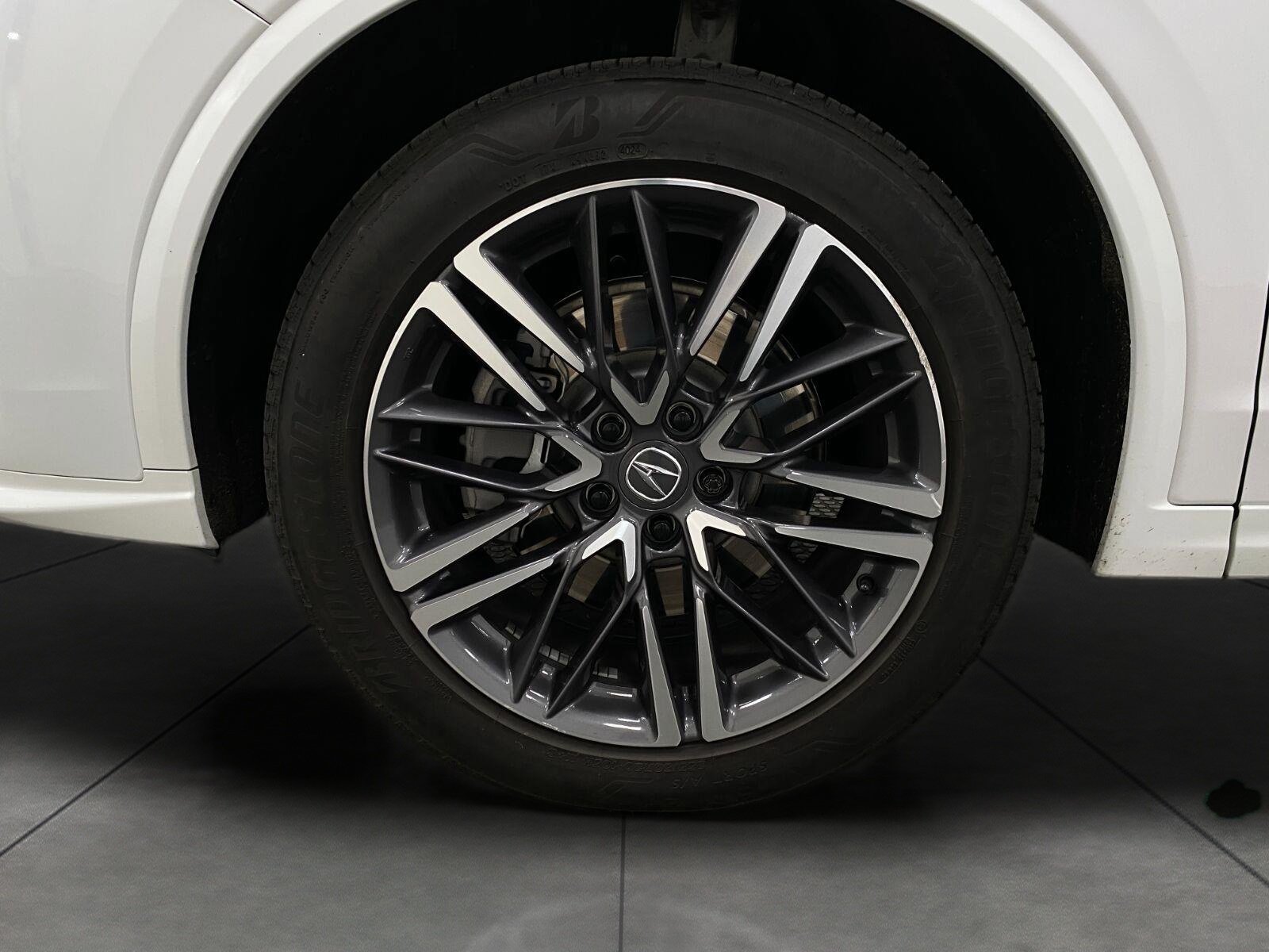 Used 2025 Acura MDX w/ Advance Package AWD/4WD image 14