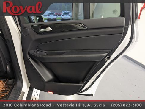 Used 2019 Mercedes-Benz GLS 450 4MATIC image 9