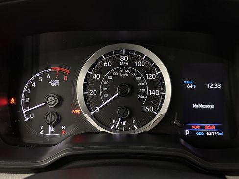 Used 2021 Toyota Corolla LE image 17