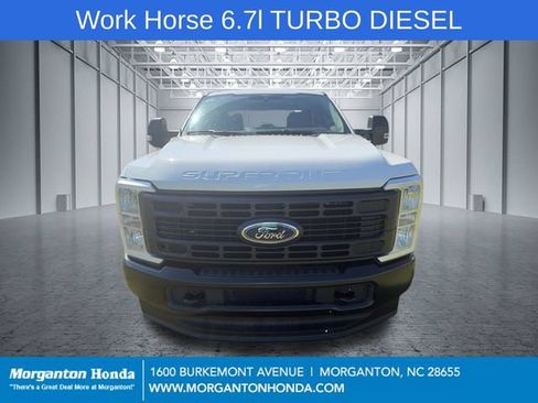 Used 2026 Ford F250 XL AWD/4WD image 2