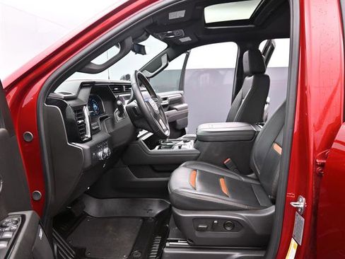 Used 2024 GMC Sierra 2500 AT4 w/ AT4 Premium Plus Package image 16