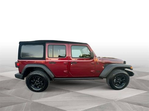 Used 2022 Jeep Wrangler Unlimited Willys image 9